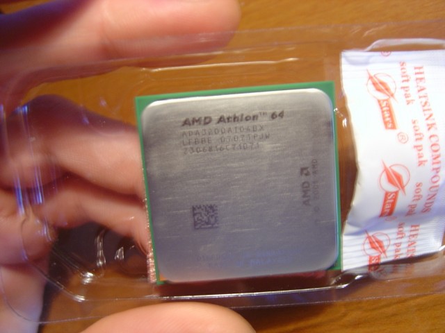 athlon-64-3200-new.jpg