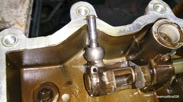 cambiar reten selector f28.JPG